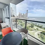 Yoo Luxury Tower Front Sea View Apartment