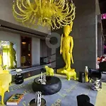 Yoo Luxury Tower Front Sea View Apartment