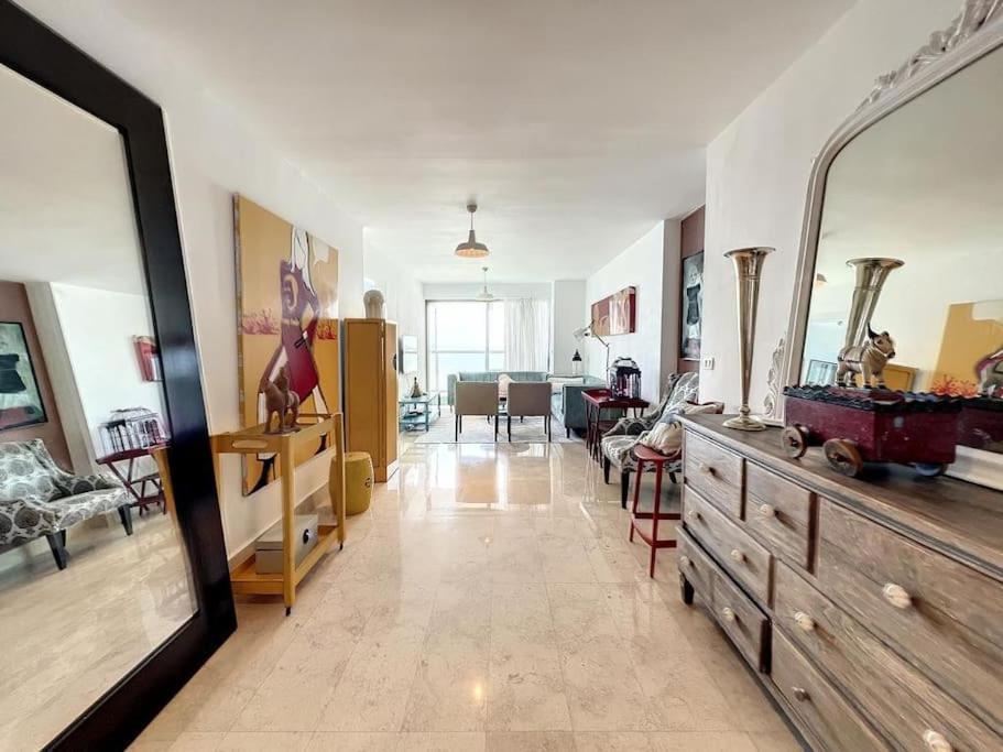 Yoo Luxury Tower Front Sea View Apartment *