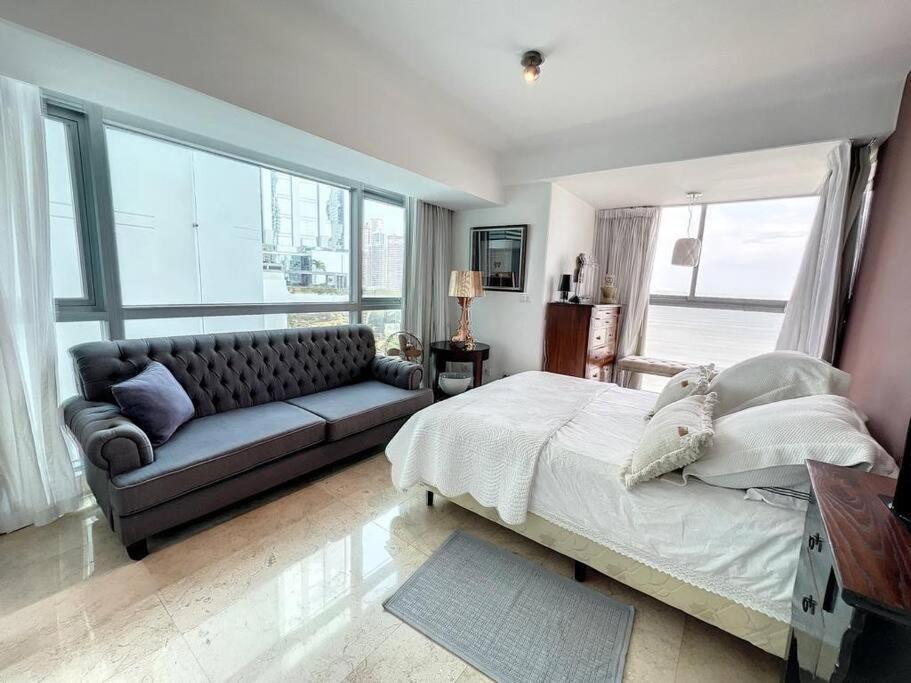 Yoo Luxury Tower Front Sea View Appartement *